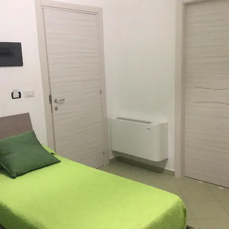 Alojamento de Acomodação e Pequeno-almoço Be And Be 3*
