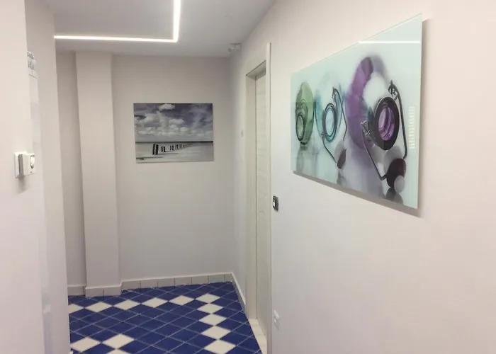 Bed and breakfast Be And Be 3*